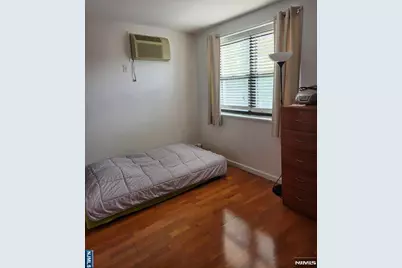 201 12th Street 15 #15, Palisades Park, NJ 07650 - Photo 5