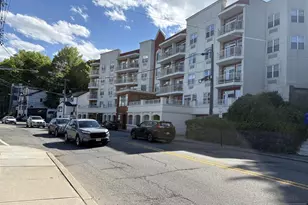 1100 River Road 202, Edgewater, NJ 07020 - Photo 1