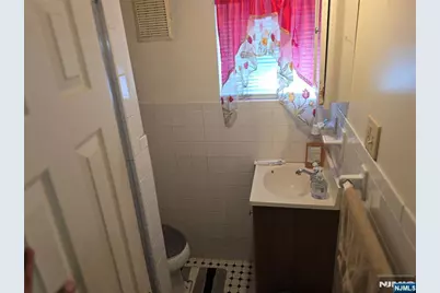 109 Burchard Avenue, East Orange, NJ 07017 - Photo 13