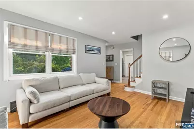 26 Mount Vernon Street, Nutley, NJ 07110 - Photo 9