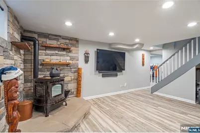 26 Mount Vernon Street, Nutley, NJ 07110 - Photo 19
