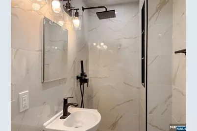 2160 Center Avenue 1I #1I, Fort Lee, NJ 07024 - Photo 9