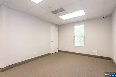 80 Main Street, Little Falls Township, NJ 07424 - Photo 5