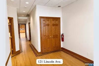 123 Lincoln Avenue, Fair Lawn, NJ 07410 - Photo 3