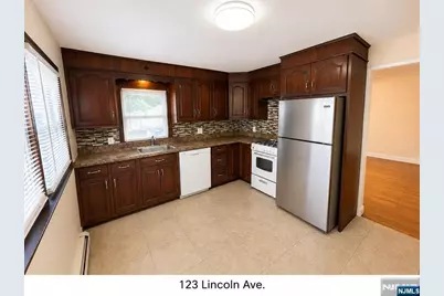 123 Lincoln Avenue, Fair Lawn, NJ 07410 - Photo 9