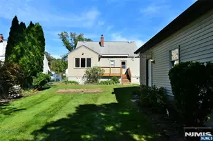 39-02 Jasper Rd, Fair Lawn, NJ 07410 - Photo 43