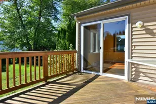 39-02 Jasper Rd, Fair Lawn, NJ 07410 - Photo 35