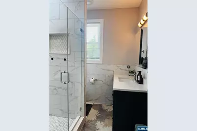 248 Prospect Avenue 2nd Floor #2nd floor, Bayonne, NJ 07002 - Photo 15