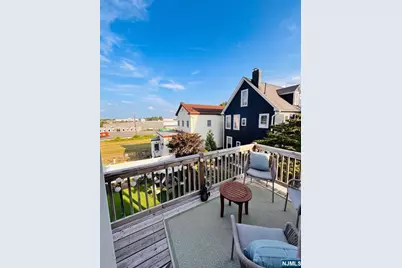 248 Prospect Avenue 2nd Floor #2nd floor, Bayonne, NJ 07002 - Photo 13