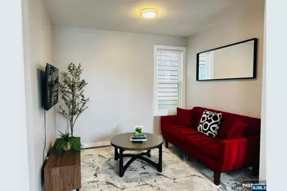 248 Prospect Avenue 2nd Floor #2nd floor, Bayonne, NJ 07002 - Photo 5