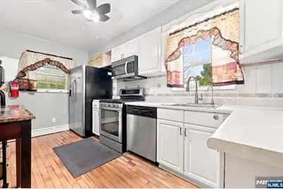 108 Fordham Road, Clifton, NJ 07013 - Photo 5