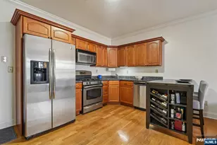 85 Broadway 3C, Jersey City, NJ 07306 - Photo 7