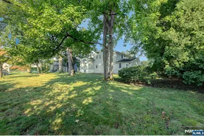 15 Jocelyn Place, Pequannock Township, NJ 07444 - Photo 5