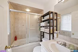 538 4th St, Palisades Park, NJ 07650 - Photo 19