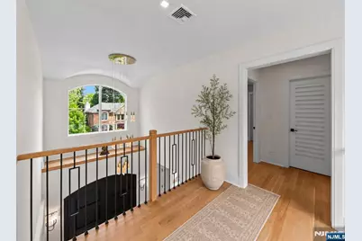 14 Allison Drive, Englewood Cliffs, NJ 07632 - Photo 23