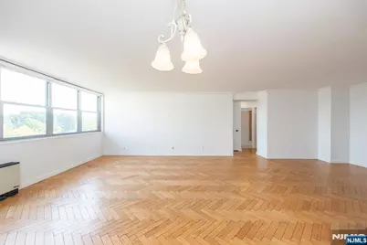 530 Valley 7Z #7Z, Montclair, NJ 07043 - Photo 9