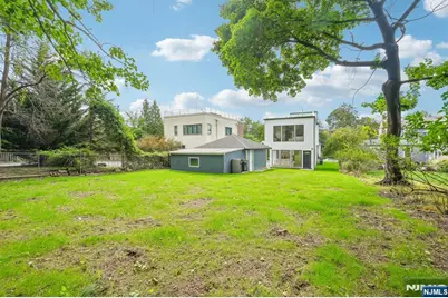68 Livingston Avenue, Livingston, NJ 07039 - Photo 33