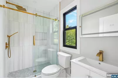 68 Livingston Avenue, Livingston, NJ 07039 - Photo 13
