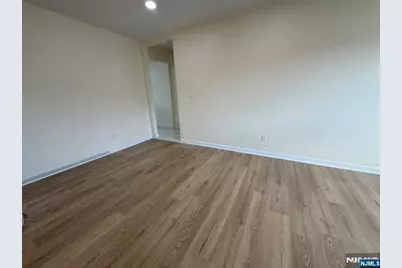 343-345 7th 3 #3, Fairview, NJ 07022 - Photo 5