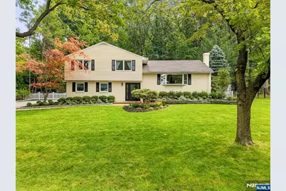 7 Ravine Drive, Woodcliff Lake, NJ 07677 - Photo 3
