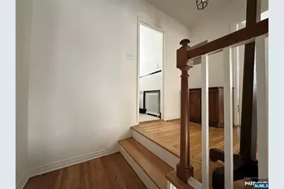 32B Elmwood Court B #B, Elmwood Park, NJ 07407 - Photo 11