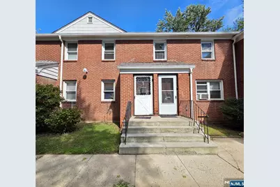 140 Van Houten Avenue 8B #8B, Passaic, NJ 07055 - Photo 1