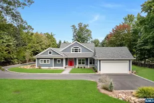 21 Crescent Ave, Mahwah, NJ 07430 - Photo 1