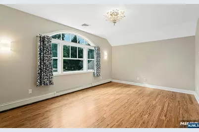21 Crescent Avenue, Mahwah, NJ 07430 - Photo 27