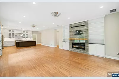 21 Crescent Avenue, Mahwah, NJ 07430 - Photo 7