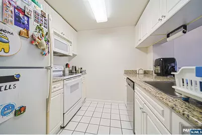 100 Old Palisade Road 2314 #2314, Fort Lee, NJ 07024 - Photo 13