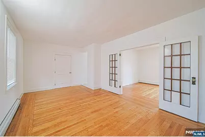 334 Broad Avenue, Ridgefield, NJ 07657 - Photo 9