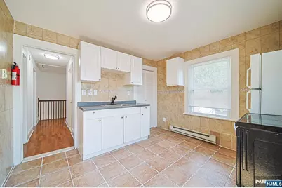 334 Broad Avenue, Ridgefield, NJ 07657 - Photo 31