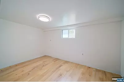 334 Broad Avenue, Ridgefield, NJ 07657 - Photo 35