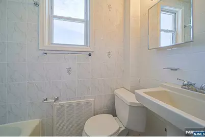 334 Broad Avenue, Ridgefield, NJ 07657 - Photo 19