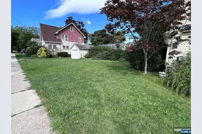 58 Buena Vista Avenue, Hawthorne, NJ 07506 - Photo 3