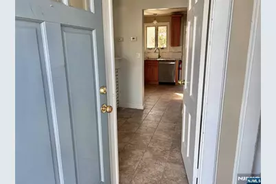 58 Buena Vista Avenue, Hawthorne, NJ 07506 - Photo 5