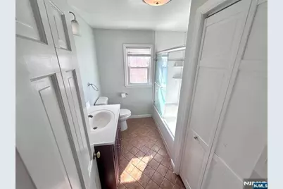 58 Buena Vista Avenue, Hawthorne, NJ 07506 - Photo 13