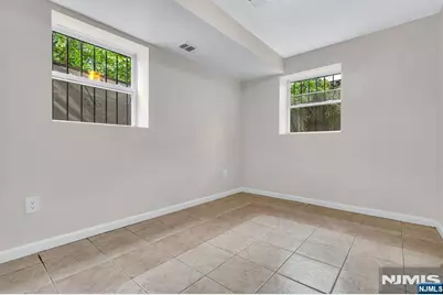 914 18th Street, Newark, NJ 07108 - Photo 11