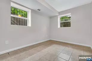 914 18th St, Newark, NJ 07108 - Photo 11