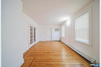 334 Broad Avenue 1st Fl #1st Fl, Ridgefield, NJ 07657 - Photo 7