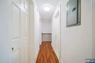 334 Broad Ave 2nd Fl, Ridgefield, NJ 07657 - Photo 17