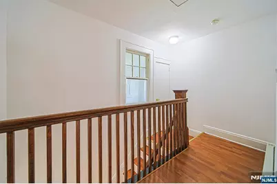 334 Broad Avenue 2nd Fl #2nd Fl, Ridgefield, NJ 07657 - Photo 9