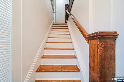 334 Broad Avenue 2nd Fl #2nd Fl, Ridgefield, NJ 07657 - Photo 7