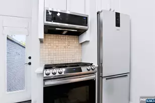 595 Jersey Ave 1, Jersey City, NJ 07302 - Photo 23