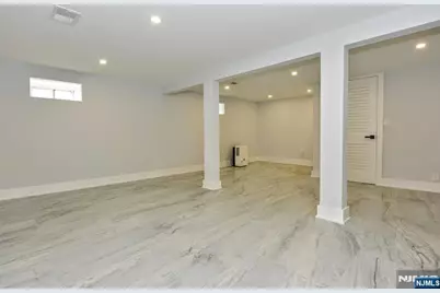 38-28 Brookside Avenue, Fair Lawn, NJ 07410 - Photo 35