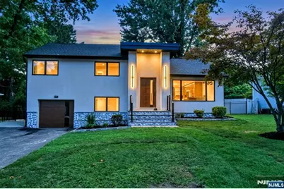 38-28 Brookside Avenue, Fair Lawn, NJ 07410 - Photo 45