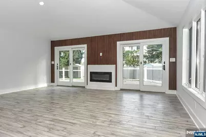 38-28 Brookside Avenue, Fair Lawn, NJ 07410 - Photo 11