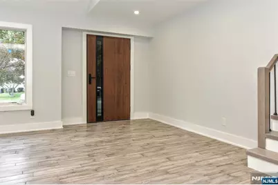 38-28 Brookside Avenue, Fair Lawn, NJ 07410 - Photo 3