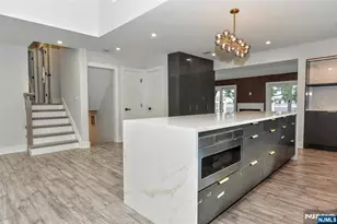 38-28 Brookside Ave, Fair Lawn, NJ 07410 - Photo 7