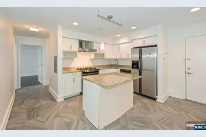 310 Cliff Lane C002D #C002D, Cliffside Park, NJ 07010 - Photo 11